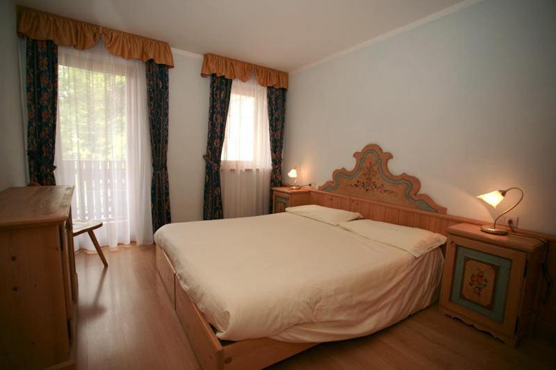 Casa Maurivan Canazei Oda fotoğraf
